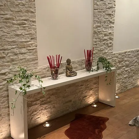 Spacious Three In Corso Vercelli, In The Center Apartmán *